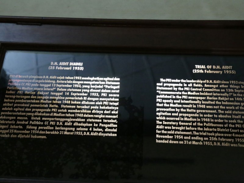 Lubang-Buaya-9.jpg Lubang-Buaya-9.jpg