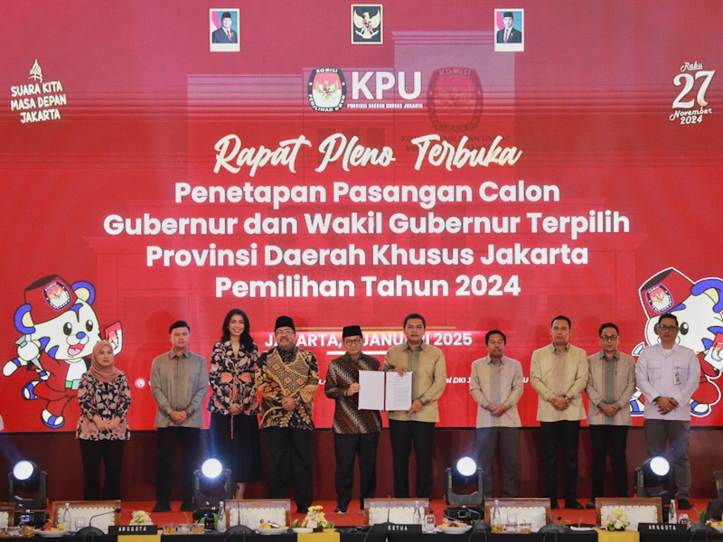 Rapat Pleno Terbuka KPU DKI Tetapkan Gubernur dan Wakil Gubernur Terpilih