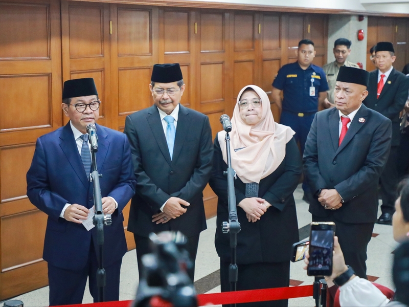 Pramono Minta Lurah Malaka Sari Dibebastugaskan