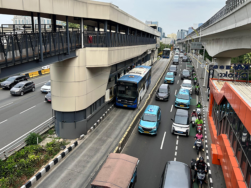  Aturan ASN DKI Wajib Gunakan Transportasi Umum untuk Kendalikan Kemacetan