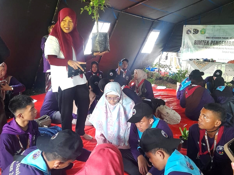 Dinas KPKP Kenalkan Urban Farming di Perkemahan Pramuka Berkebutuhan Khusus Tingkat Nasional 2025