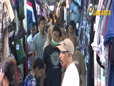 pasar uler pakaian