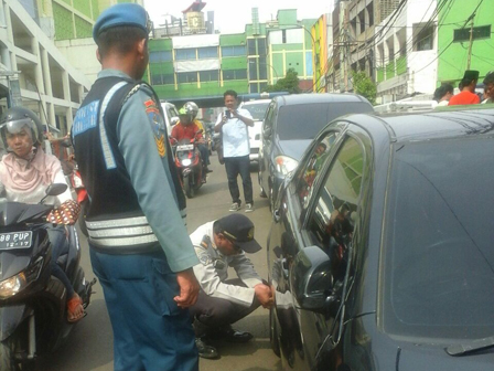 456 Kendaraan di Tanah Abang di Tindak Dishub.