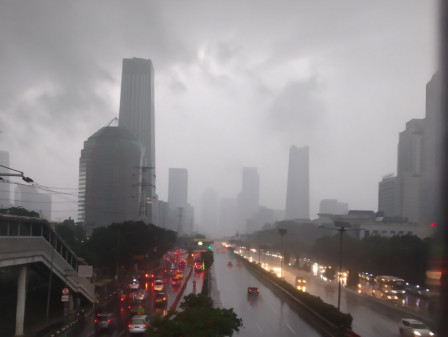 Hujan Akan Mengguyur Sebagian Wilayah Jakarta pada Siang Hingga Malam Hari 