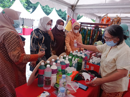 60 Jakprenuer Ikut Bazaar Murah Akhir Tahun di Kantor Walikota Jakut