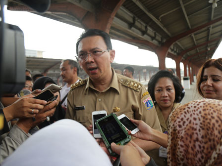 Bangun Rel di Pinggir Rel, Ahok Terinspirasi dari India