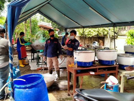 Sudin Sosial Jaktim Operasikan Dapur Umum untuk Suspek Corona