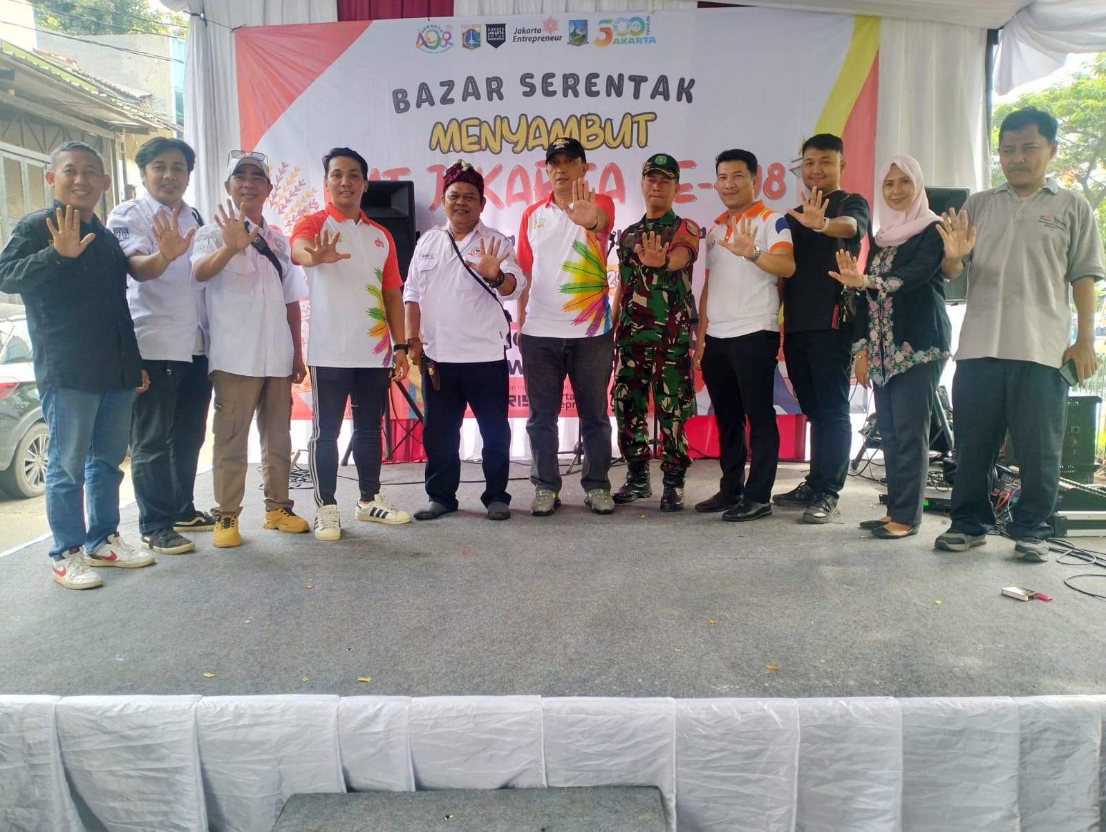  Camat Sawah Besar Buka Bazar di Taman Jayakarta