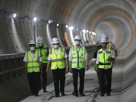 Heru Tinjau Progres Pembangunan MRT Jakarta Fase 2A CP201