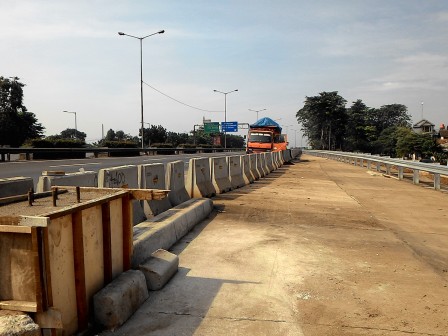 Akses Keluar Masuk Tol di Terminal Pulogebang Rampung