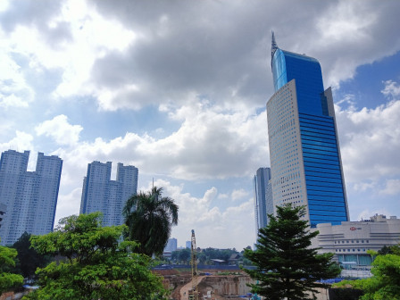 Langit Jakarta Hari Ini Dominan Berawan Tebal 