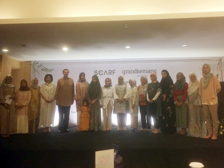 Fery Farhati dan Nur Asia Terima Penghargaan Most Inspiring Muslima