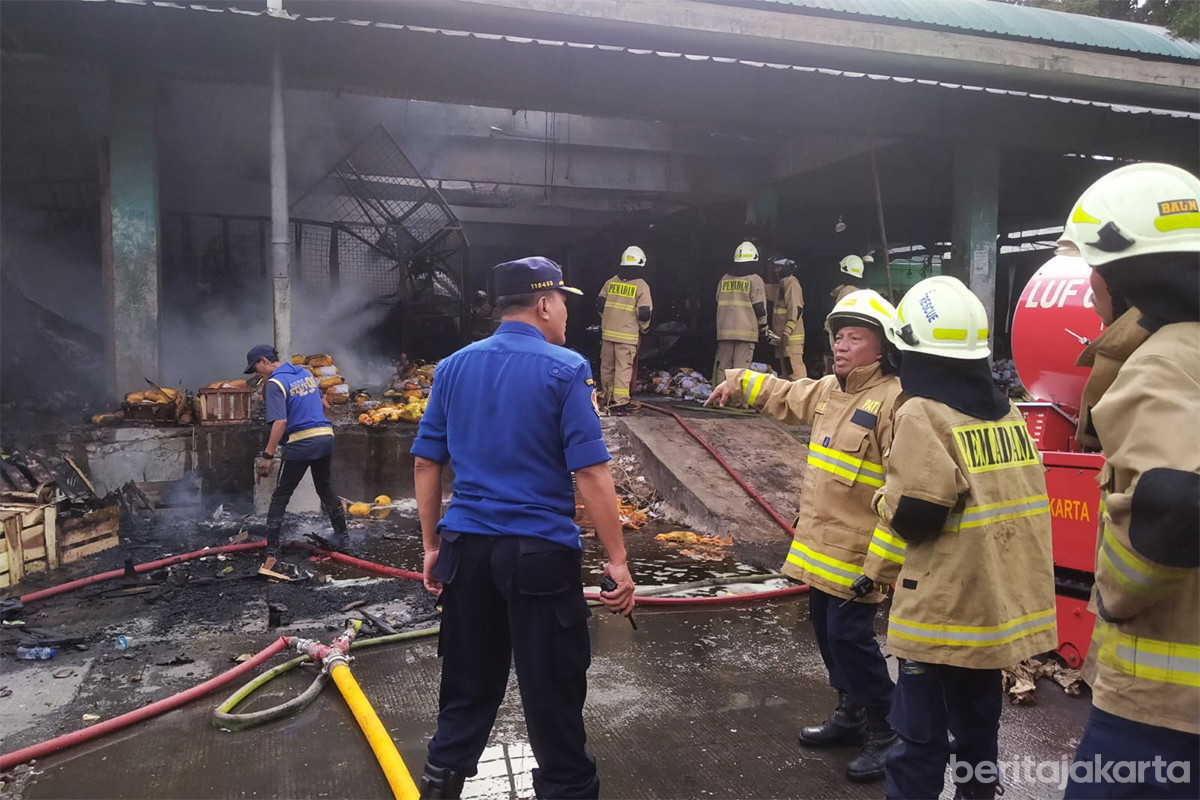Kebakaran di Pasar Induk Kramat Jati, Jakarta Timur
