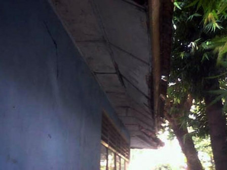 25 Gedung SKKT di Jakbar Butuh Perbaikan 