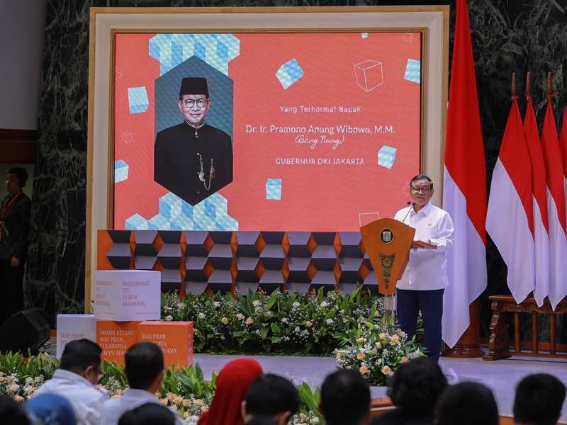 Pramono Ceritakan Perjalanan Hidupnya di Buku 'Panggung Depan Panggung Belakang'
