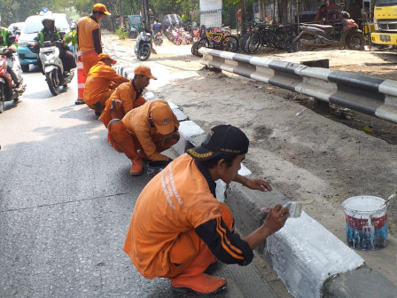 Kanstin Dua Titik Jalan di Cengtim Dicat Ulang 