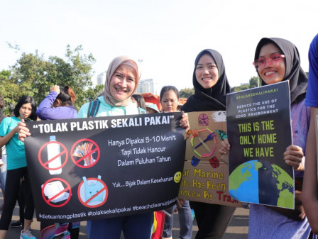 Dinas Lingkungan Hidup Ajak Warga Kurangi Pemakaian Kantong Plastik