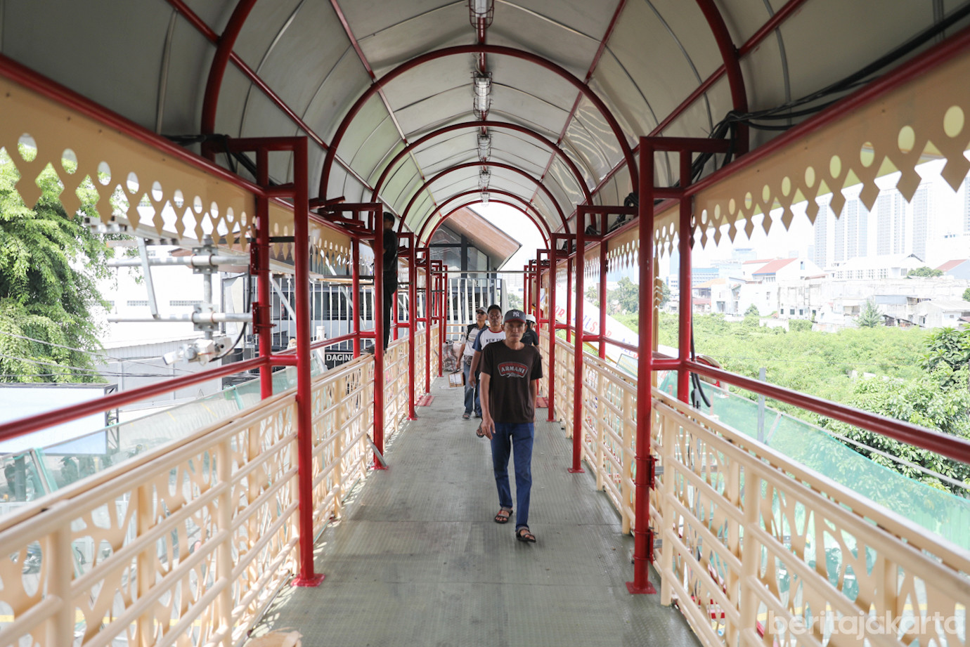 JPO Pasar Kenari lebih aman dan nyaman usai direvitalisasi