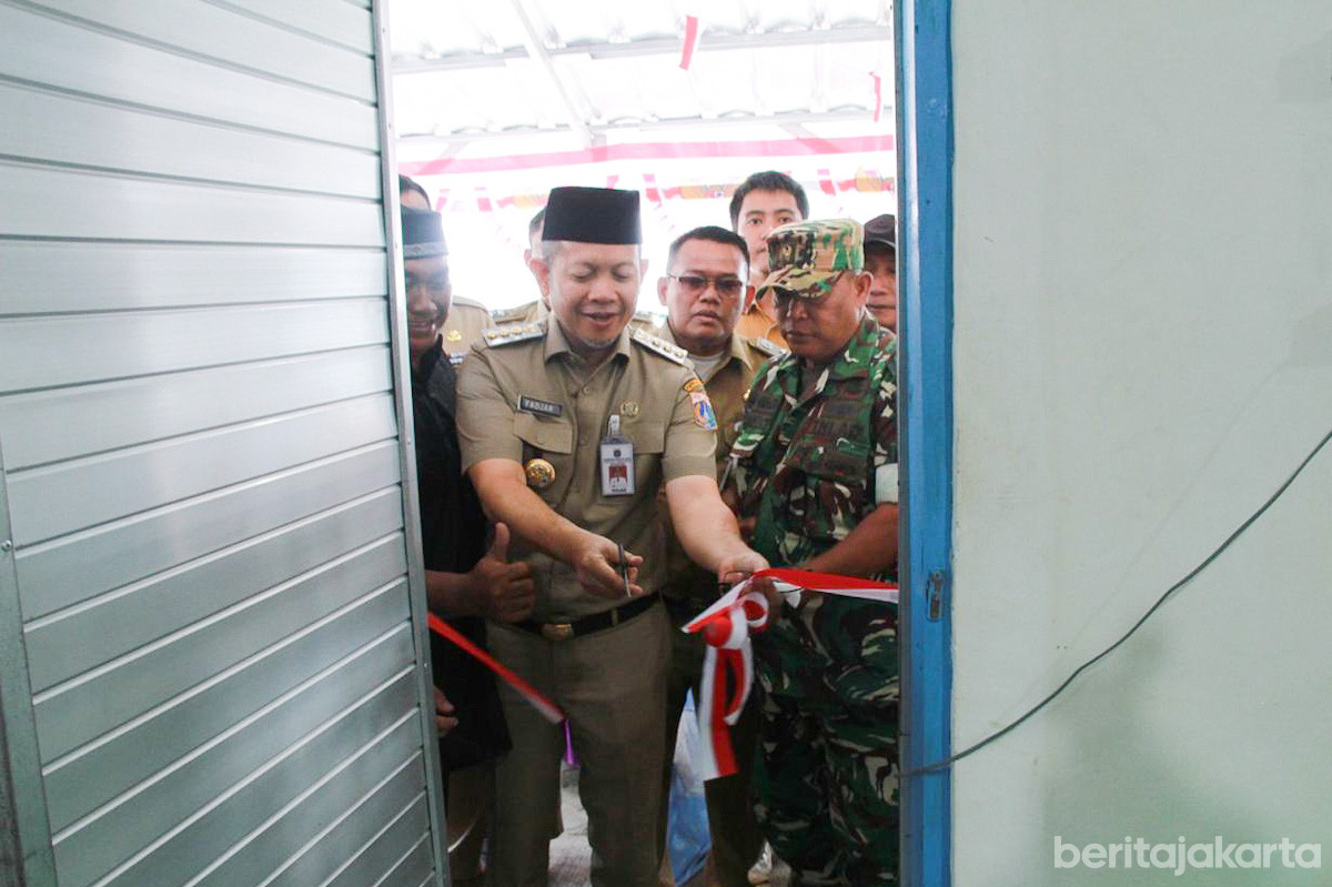 Bupati Kepulauan Seribu Resmikan Dapur MBG Pulau Kelapa