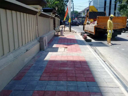 Perbaikan Trotoar Jl Melur Ditarget Rampung Pertengahan September