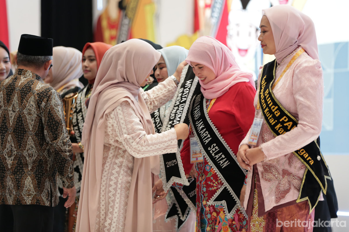 Bunda PAUD Jaksel Raih Penghargaan Wiyata Dharma Madya