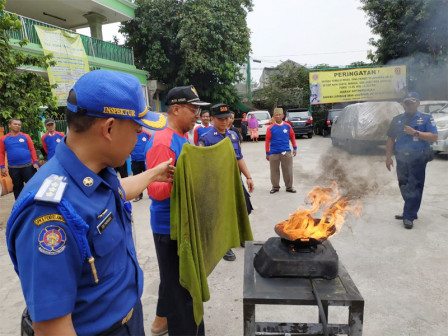  3.050 Warga Jaktim Telah Dilatih Penanggulangan Kebakaran 