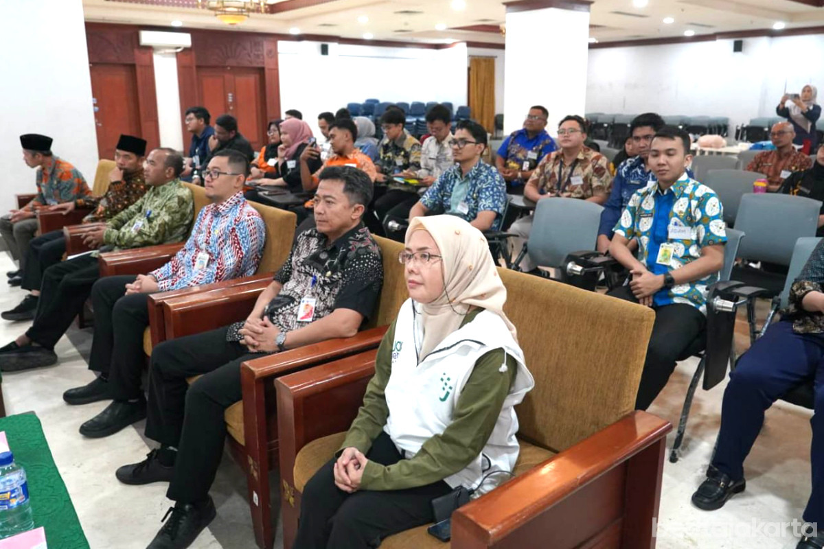 ASN) Kantor Wali Kota Jaksel mengikuti Pelatihan Basic Life Support dan Sosialisasi Penggunaan AED 