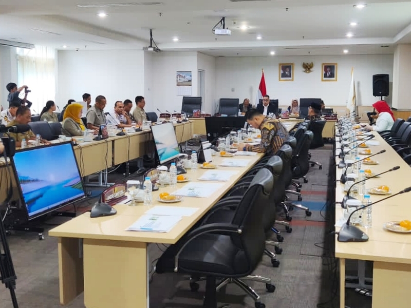 Komisi B, Optimalisasi, Integrasi Data, Pelatihan, Penempatan, Tenaga Kerja