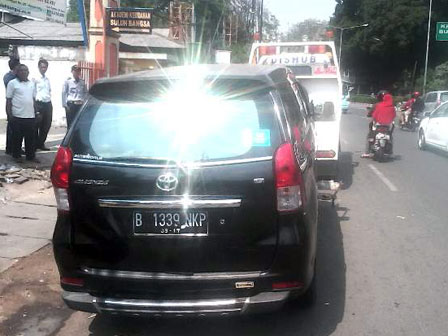 Parkir Sembarangan, Mobil Petinggi Bank DKI Diderek