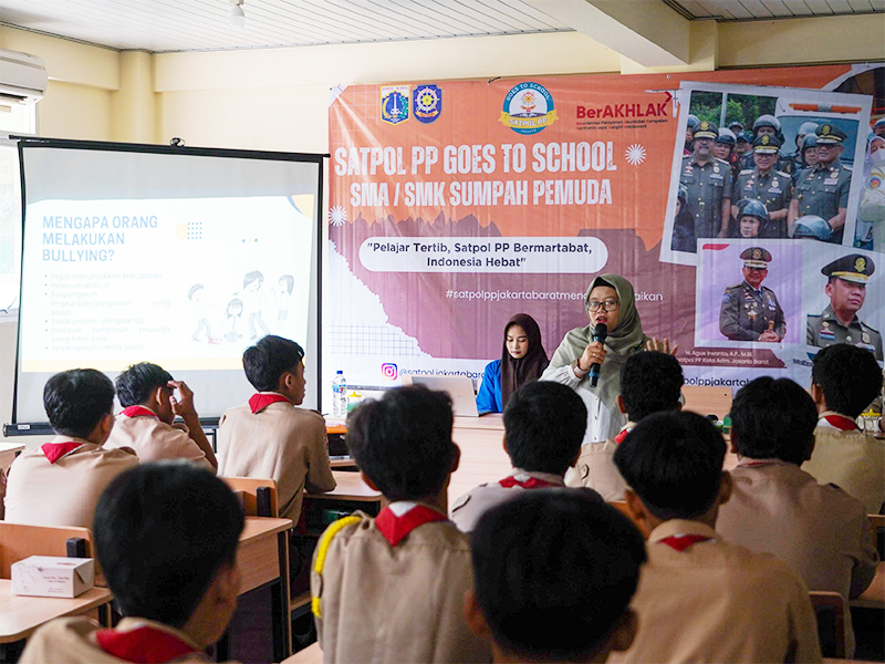  Satpol PP Jakbar Goes To School Di SMA/SMK Sumpah Pemuda