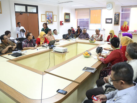 Dewan Dukung Pembangunan Gedung Parkir RSUD Pasar Rebo