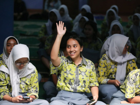 Kunjungan Tim Beritajakarta dan JSC Disambut Antusias Pelajar SMAN 49 Jakarta 