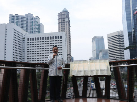 Hadirkan Wajah Baru Ruang Publik di Jakarta, Gubernur Anies Resmikan JPO dan JPS Tematik Phinisi