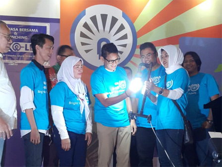  Sandi Hadiri Launching OK O-LED 