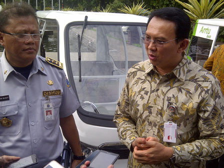 Basuki Jajal Bajaj Listrik di Balaikota