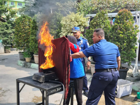 728 Pelatihan Pencegahan Kebakaran di Jaktim Diikuti 8.753 Peserta
