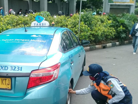 Parkir Sembarangan, 11 Kendaraan Ditertibkan di Jaksel