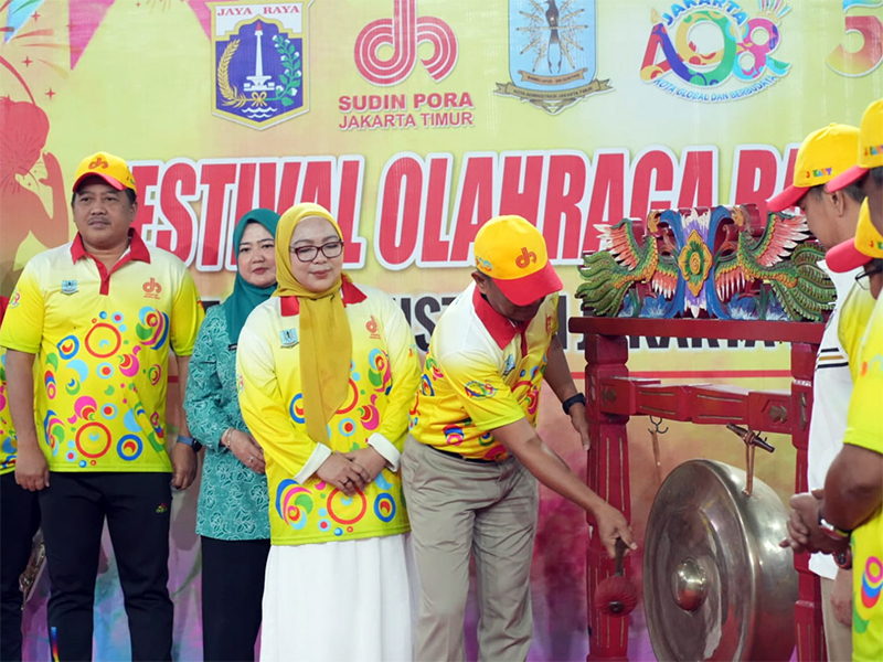  Munjirin Buka FORST di GOR Ciracas
