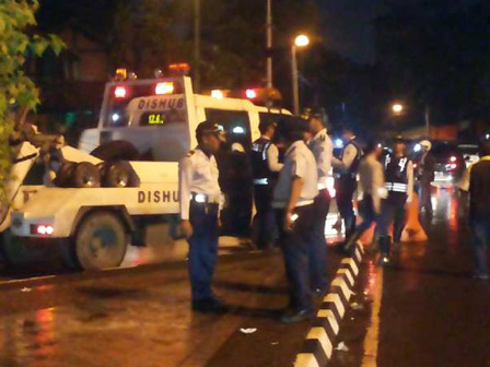 Parkir Liar Marak di Jl Daan Mogot Saat Malam