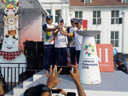 Torch Relay Asian Games di Jakbar Berakhir di RPTRA Kalijodo