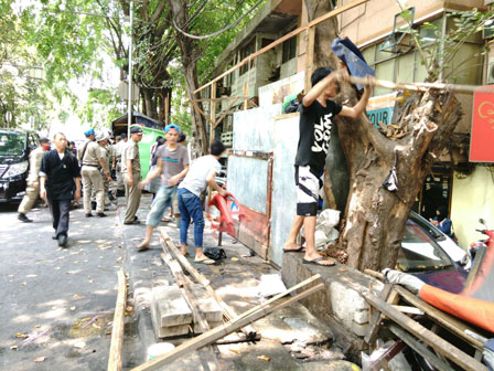 50 Lapak Pedagang di Jl Kebon Kacang Raya Ditertibkan