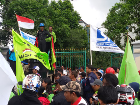 Ribuan Buruh di Jakut Peringati May Day