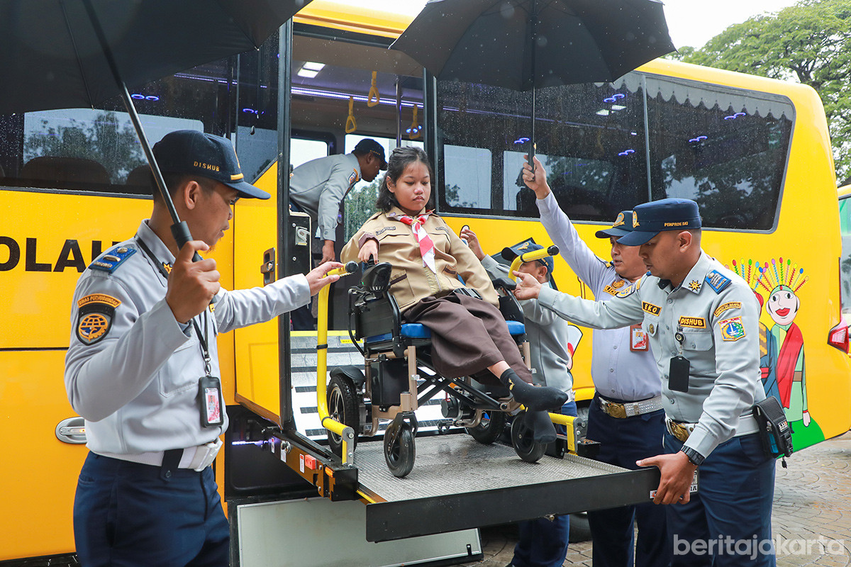 Pemprov DKI luncurkan bus sekolah ramah disabilitas
