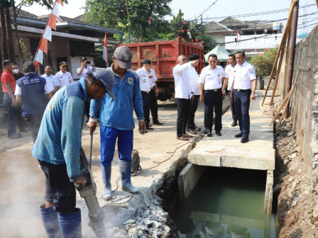 Munjirin Tinjau 6 Lokasi Percepatan Penanganan Genangan