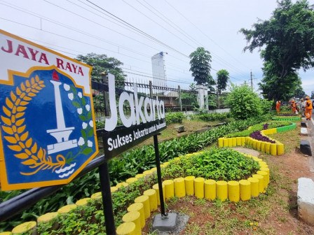 Lahan Kosong di Jalan Raya Lenteng Agung Ditata Jadi Indah