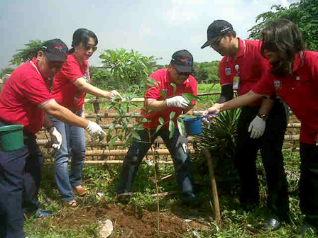 Pemkot Jakbar Tanam 5.000 Pohon