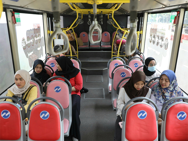 Ketua DPRD Ajak Warga Gunakan Transportasi Umum untuk Atasi Polusi dan Kemacetan