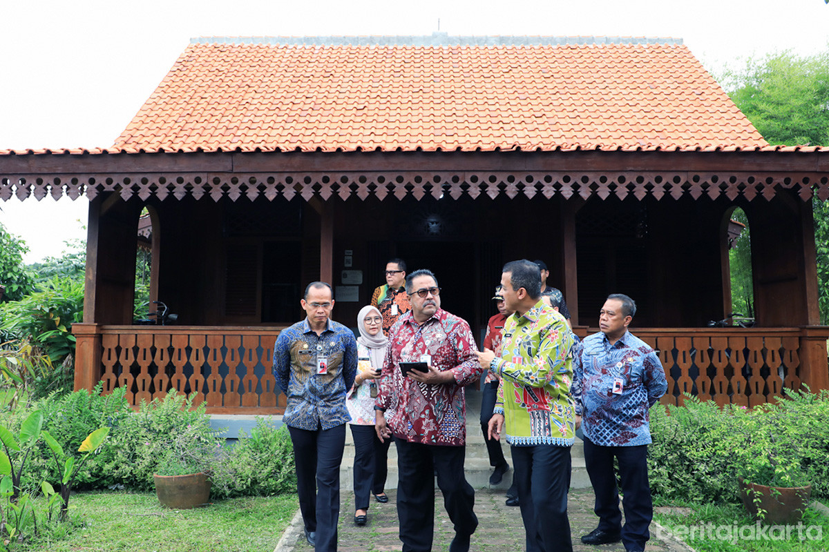 Wagub Rano meninjau lokasi Pusat Perkampungan Budaya Betawi Setu Babakan