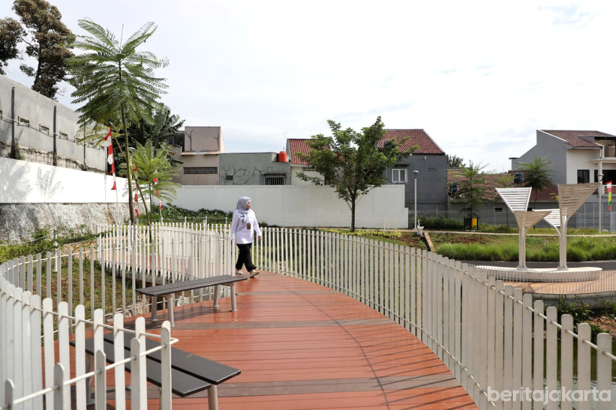 Taman Setu Biru Hantarkan Kelurahan Setu Raih Penghargaan Benyamin S Award