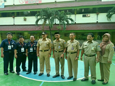 Wali Kota Jaktim Tinjau Pelaksanaan UNBK di SMAN 58